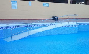 Reparacion y construccion escaleras para piscinas en Castellón y Benicassim